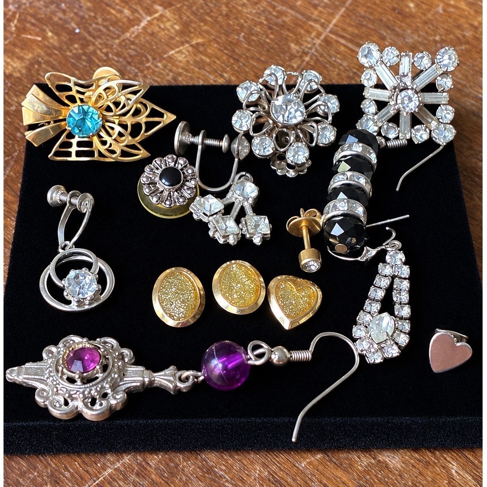 Vintage Junk Jewelry Craft Lot Rhinestone Earrings Repair Repurpose
